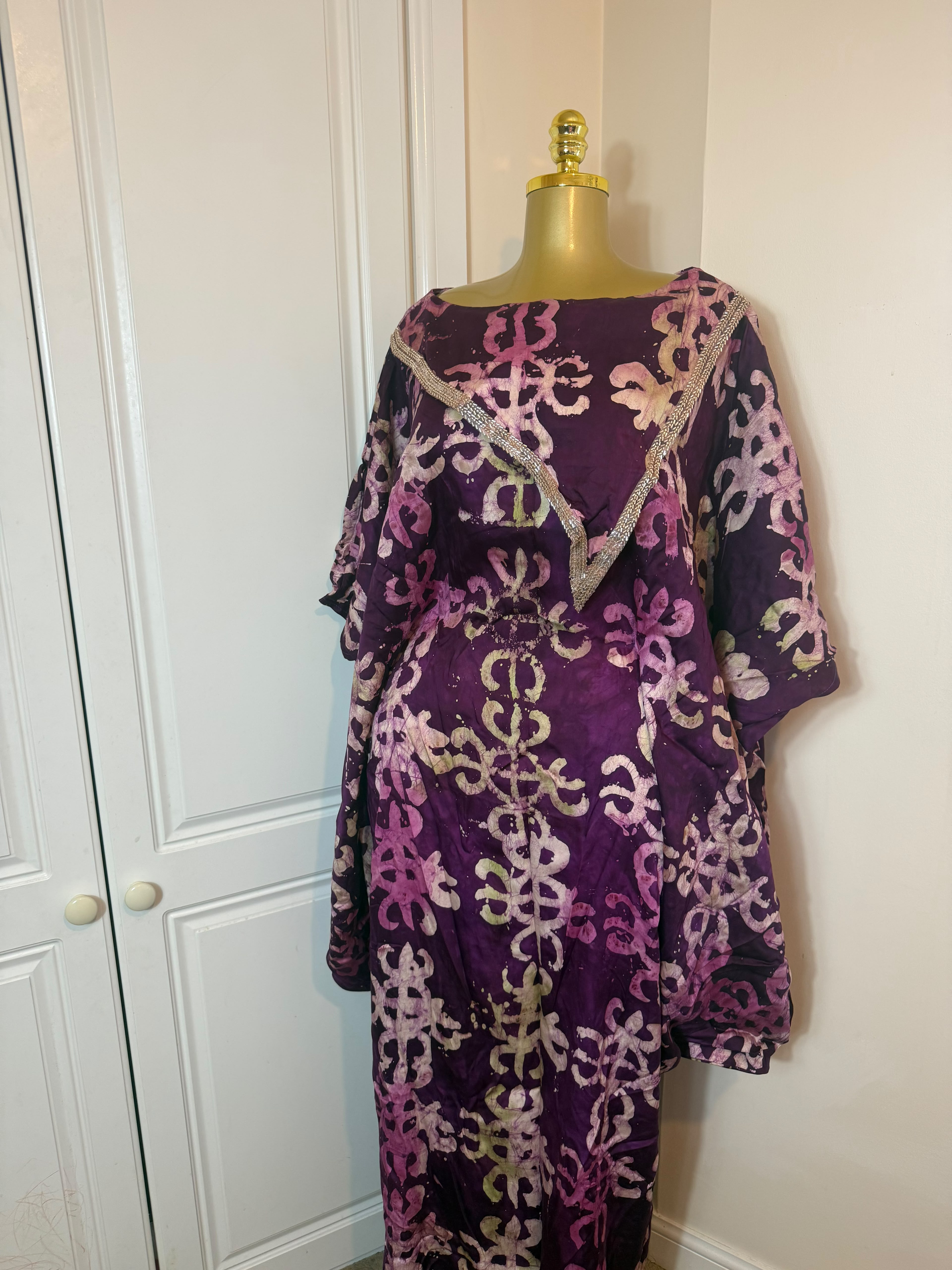 dire Gown comes with an inner strap With beautiful details(stones around cape )