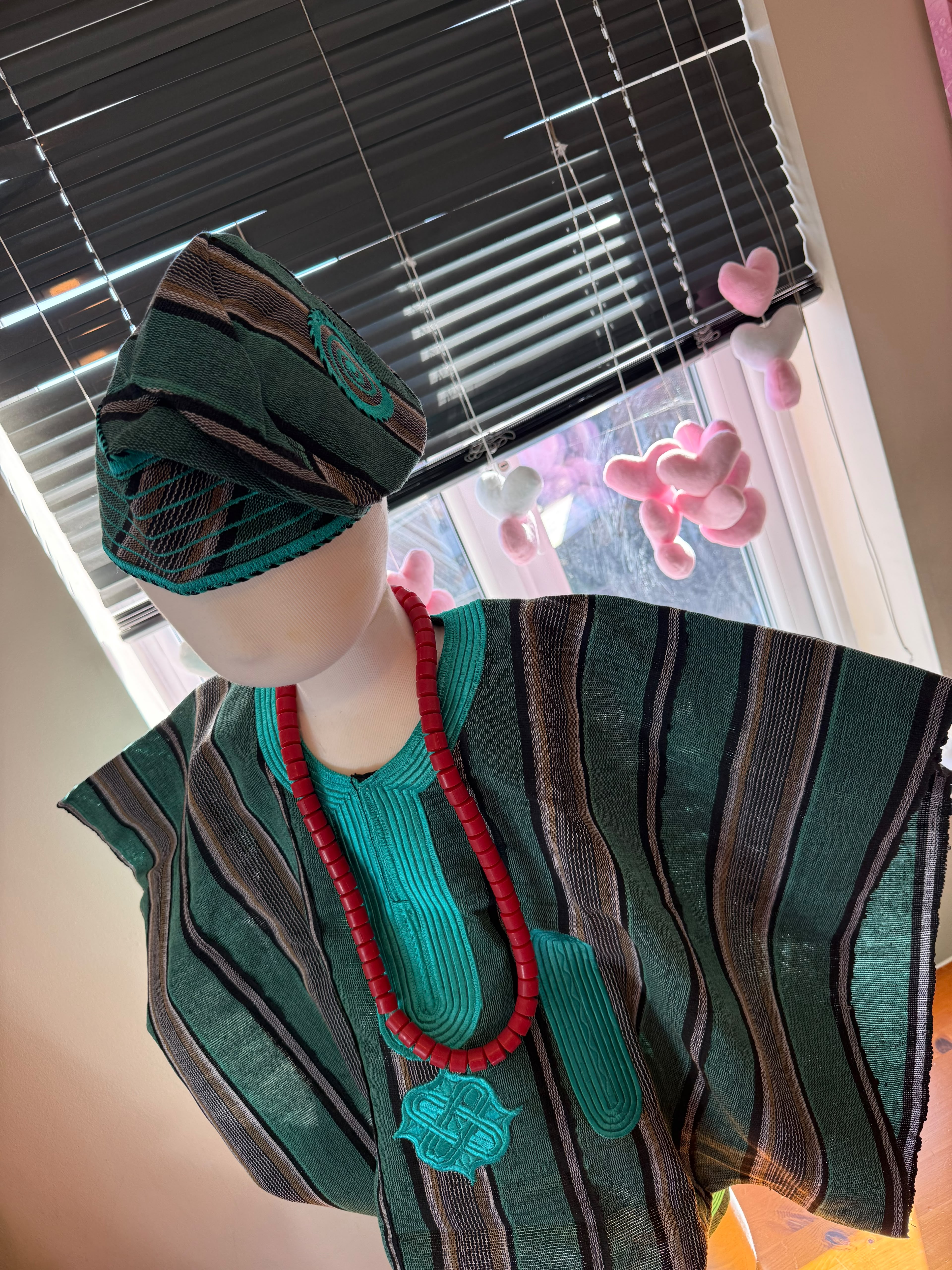 Traditional outfit Age 1-3years Comes with Irukere(horsetail and beads)