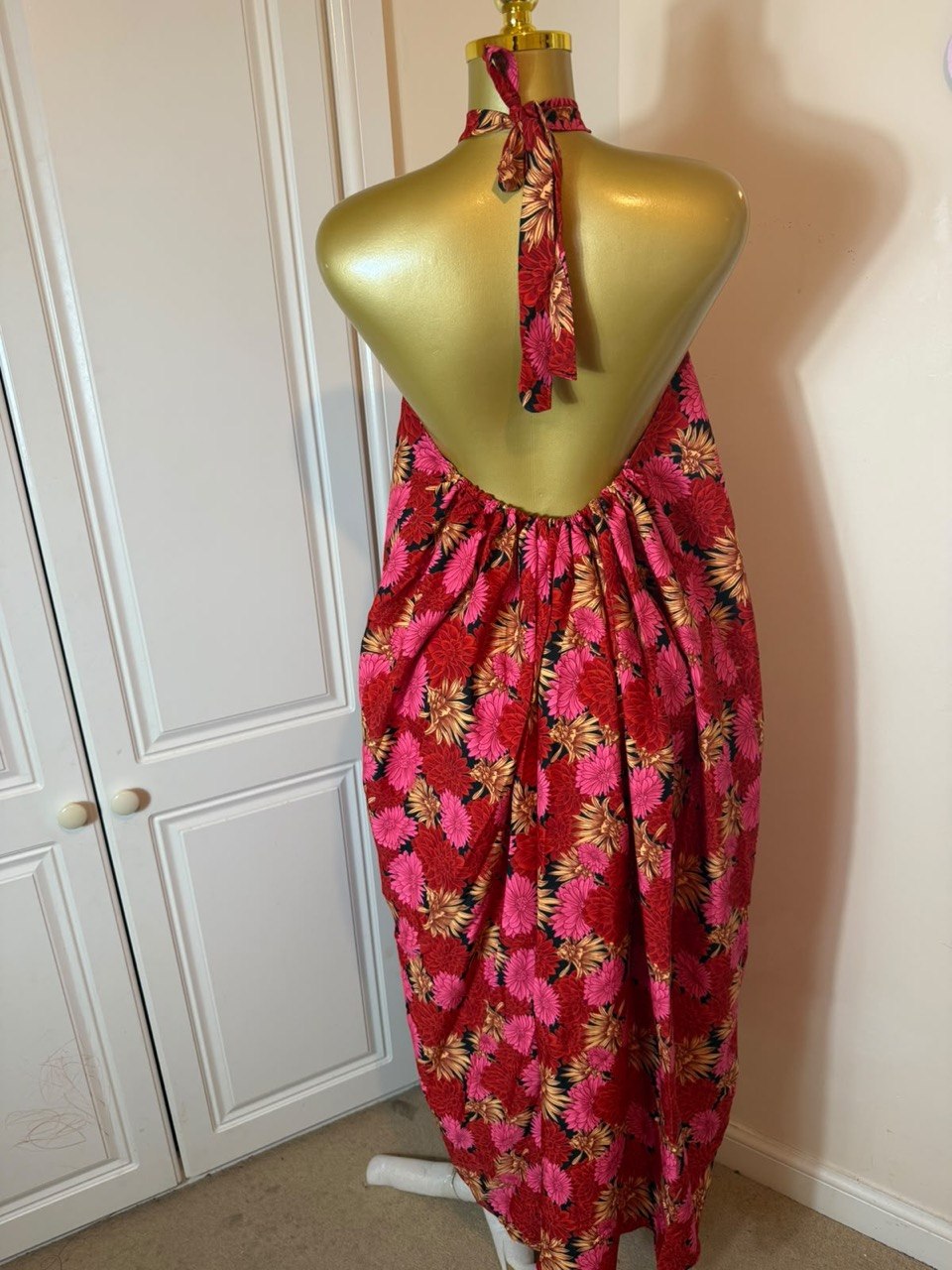 Beautiful crepe backless Gown