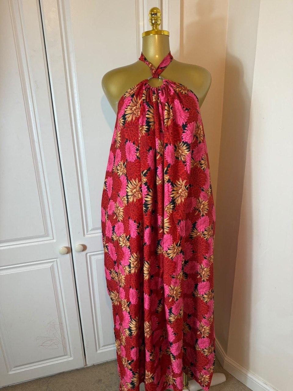 Beautiful crepe backless Gown