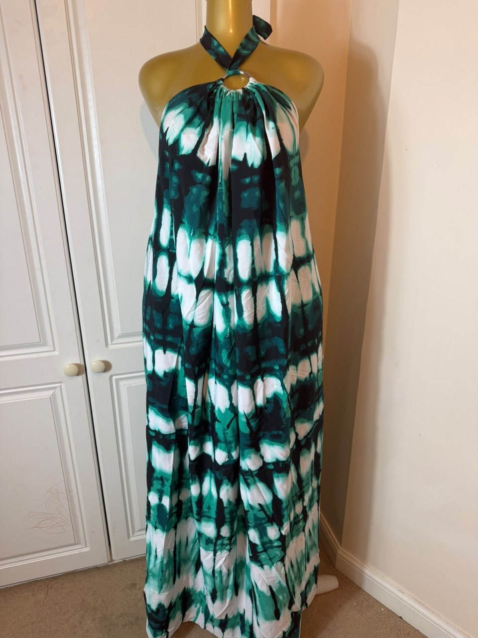 Beautiful crepe backless Gown